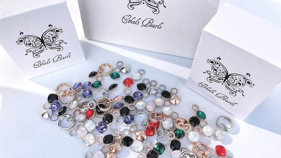 Ethel Disain OÜ │ Clothing and accessories