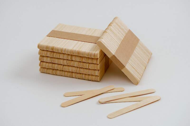 Wooden stirrer 90 mm.